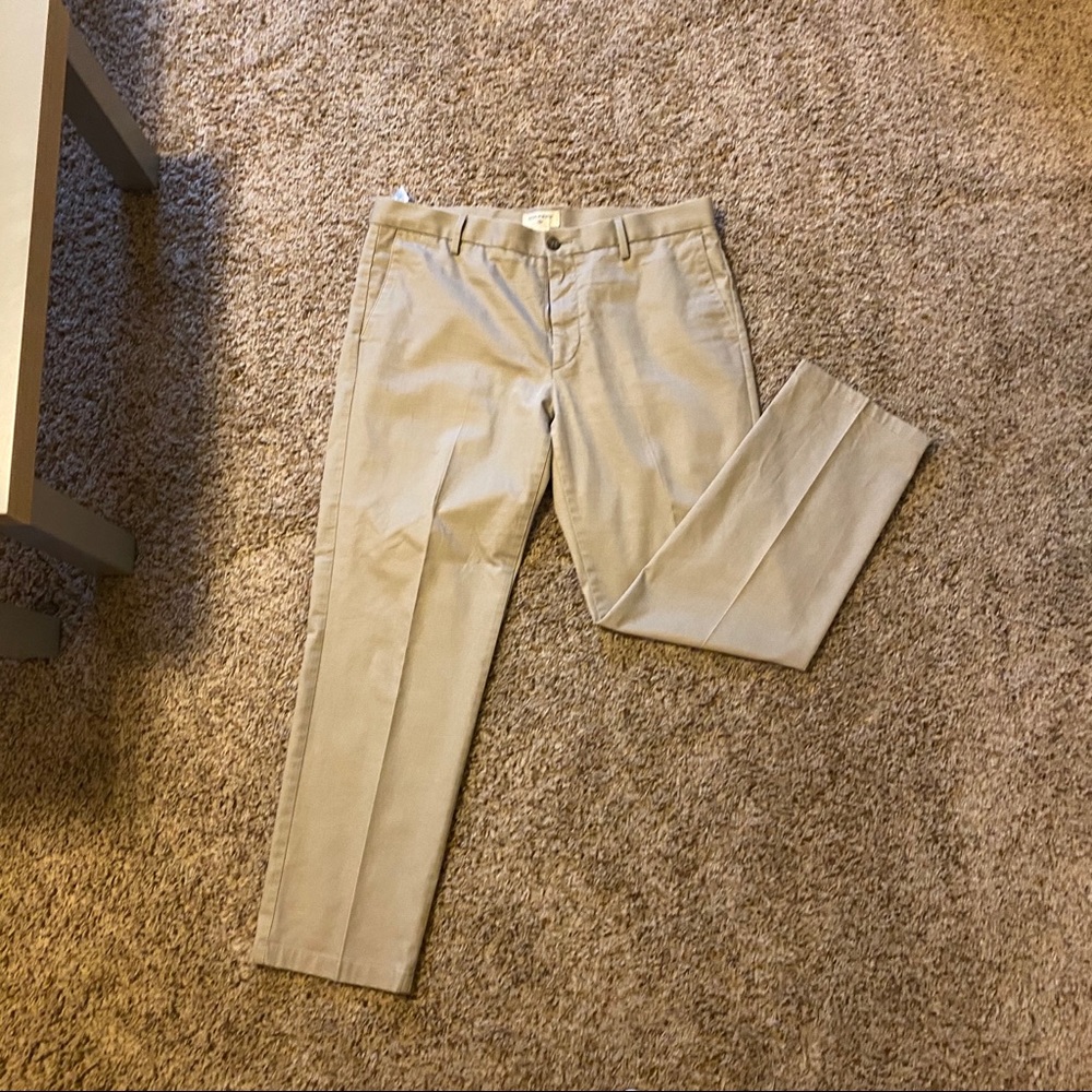 Men’s Khaki Pants